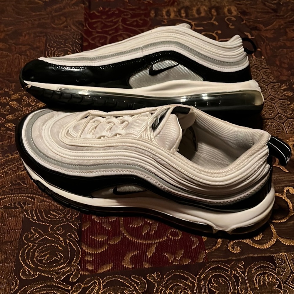 Nike White and Black Athletic Shoes